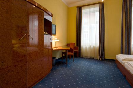 Nestroy Wien - 3