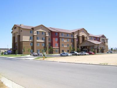Hampton Inn and Suites North-Airport - 32