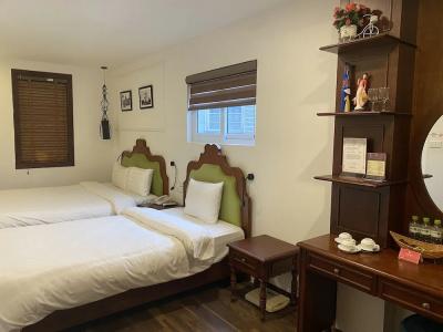 Vision Premier & Spa - 4