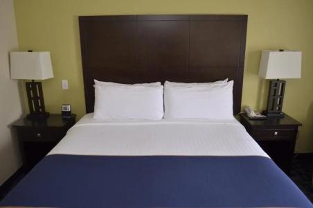 Super 8 By Wyndham/Dfw Apt/North - 27