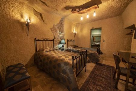 Sunak Cave Boutique - 59