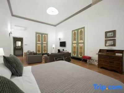 Santa Chiara Boutique - 148