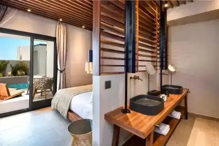 Uma Ray Suites - 15