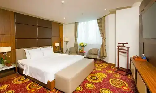 Van Phat Riverside - 208