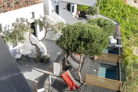 Pearl of Caldera Oia - Boutique by Pearl Collection - 62