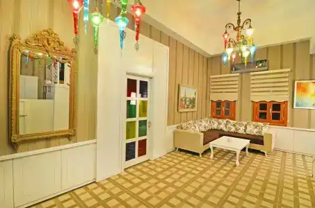 Mia Boutique - 12