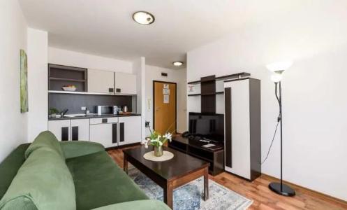 Grand Royale Apartment Complex & Spa - 73