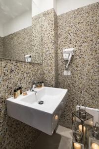 Bianco Riccio Suite - 100