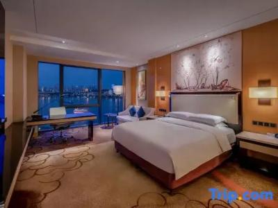 Hilton Wuhan Riverside - 83