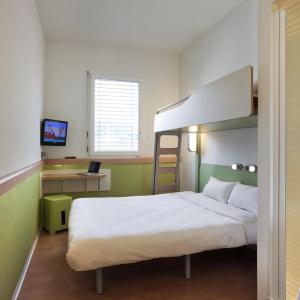 ibis budget Zurich City West - 28