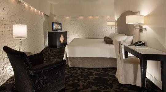 International House - 36