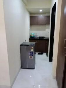 Lucky Bandra - 11