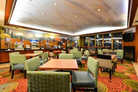 Holiday Inn Express Vancouver North - 20