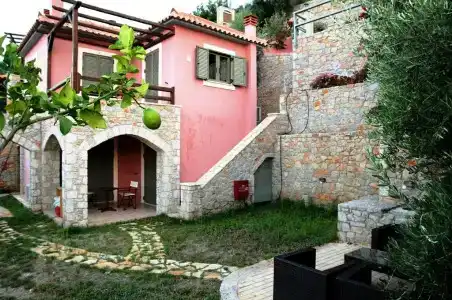 Dio Guesthouses - 157