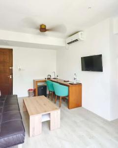 Bliss Dhigurah - 11