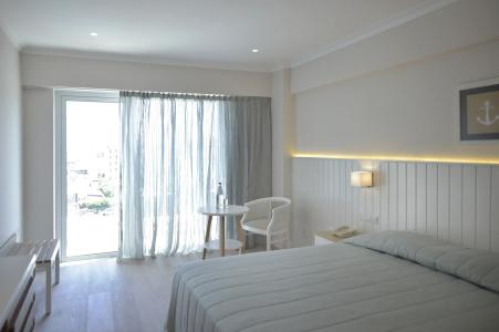 Sunrise Gardens Aparthotel - 3