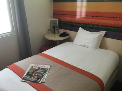 Hôtel Paris La Fayette - 12
