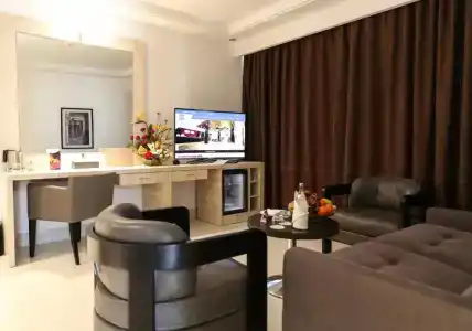Radisson - 48