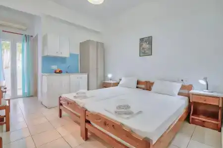 Pavlos Place - 152