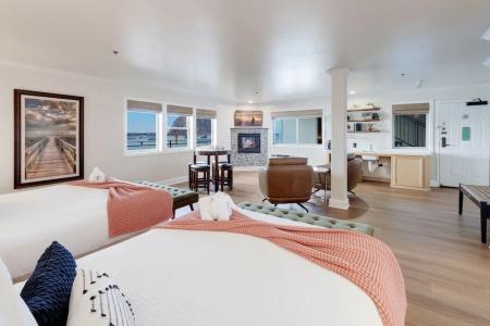 Estero Inn - 100