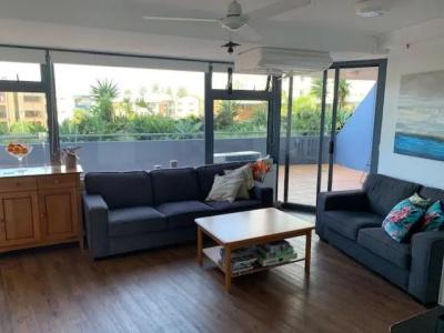 Centrepoint - 44
