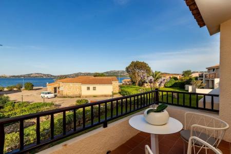 Blu Laconia Village - 60