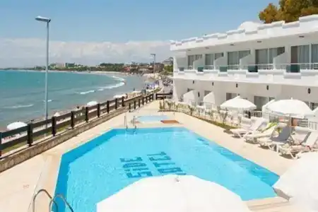 Side Beach Club - 6