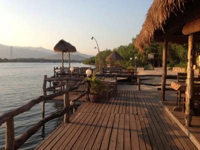 Natural Bungalows Restaurant and Bar - 15
