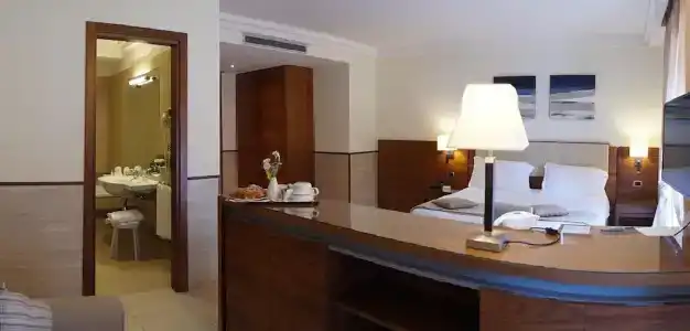 Suites & Residence - 41