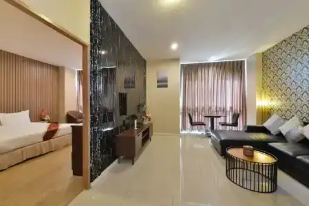 Three Seasons Place - 55