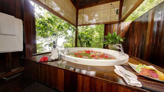 Bunga Raya Island & Spa - 12