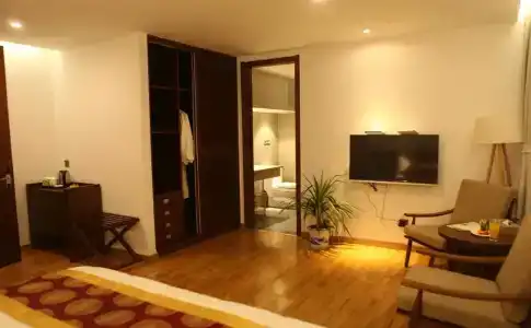 Deban Manor - 8
