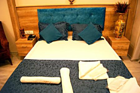Destinia Pera Suites - 1