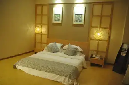 Guangzhou Galaxy - 60