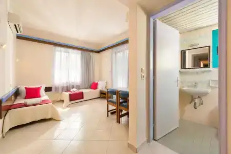 Mariette Rhodes Urban Suites - Adult Only - 1