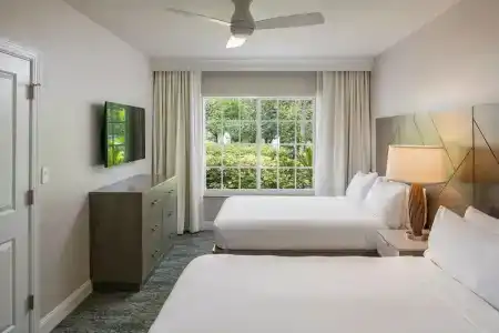 Marriott Lakeshore Reserve - 63