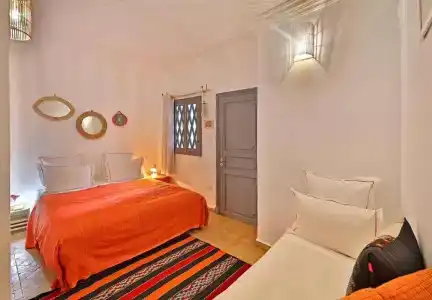 Riad Amya - 2