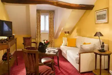 Hôtel de Varenne - 103