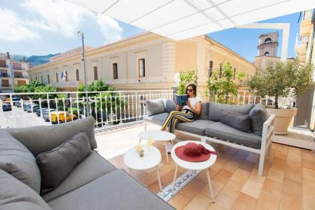 La Piazzetta Guest House - 11
