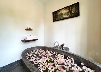 La Rose Blanche Boutique - 41