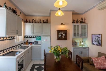 Metohi Georgila - 70