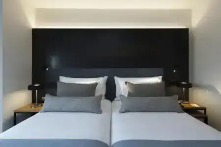 Neya Porto - 49
