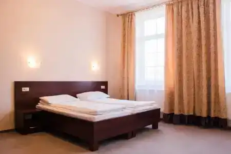 Cesarski - Kaiserhof - 24