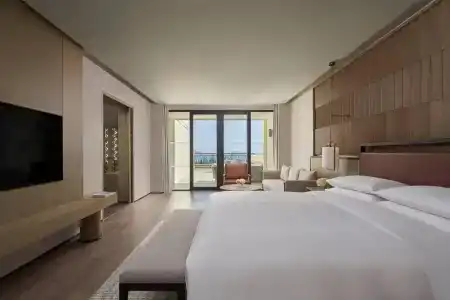 Sanya Marriott Yalong Bay Resort & Spa - 1