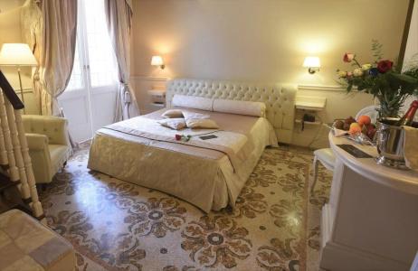 Suite Santa Chiara - 17
