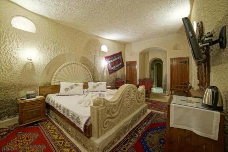 Safran Cave - 103