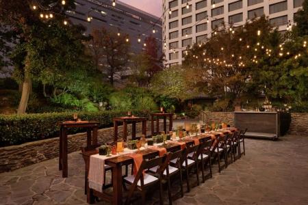 Doubletree by Hilton Los Angeles Downtown - 29