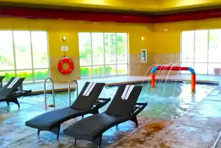 Holiday Inn Express & Suites Nw - Park Place, An Ihg - 44