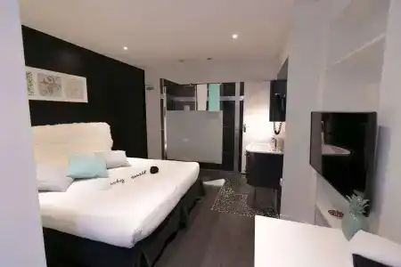 Idéal Hôtel Design - 1