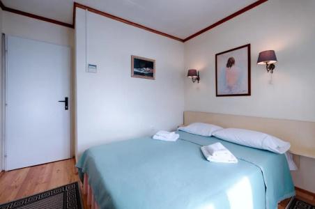 Mira Sea Front Guesthouse - 26